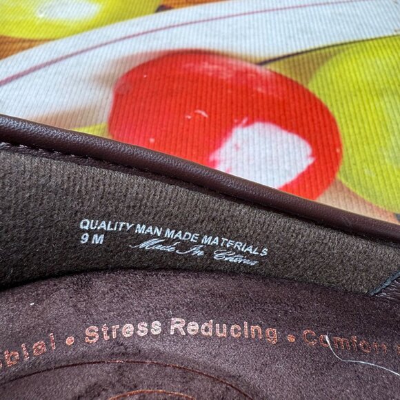 Brown Embossed Slip-On Shoes By Easy Works 9M Stress Reducing & Slip Resistant - Picture 5 of 7